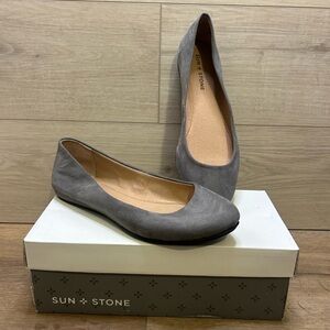 New WB Woman’s Sun + Stone Elianaf Grey Flat Shoe 9 W